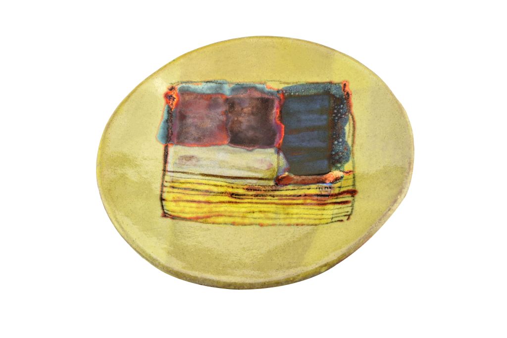 133502831020 Handmade Pottery (Earthenware) plate Modern Design DM-01